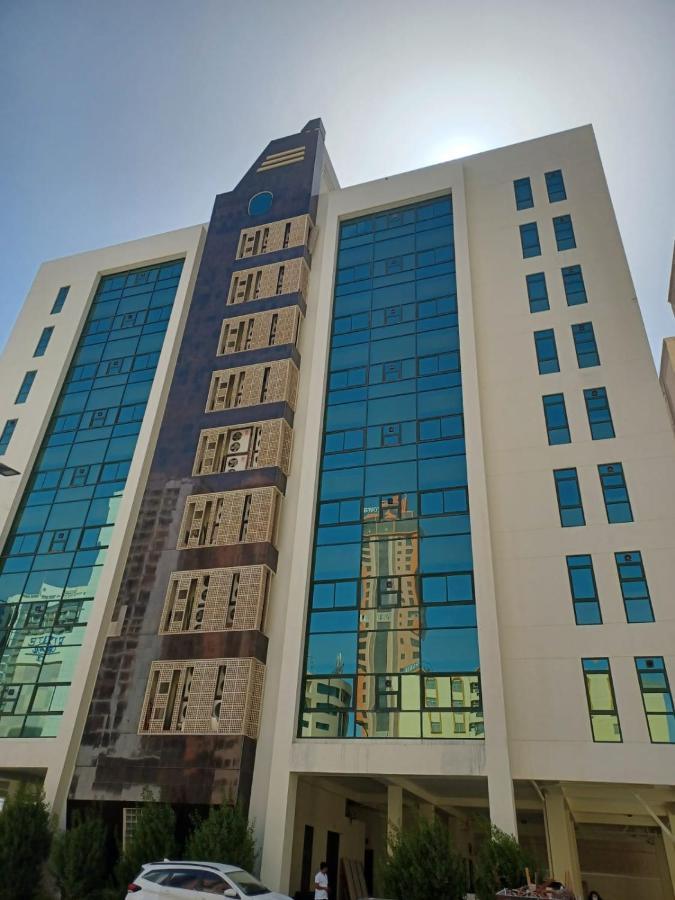 Al Abbas Tower Apartment Манама Екстериор снимка